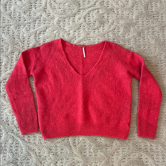 Free People Red V-Neck Women's Sweater - Picture 1 of 4